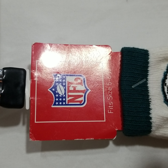 Toddlers NFL Eagles Sockes - Picture 3 of 3